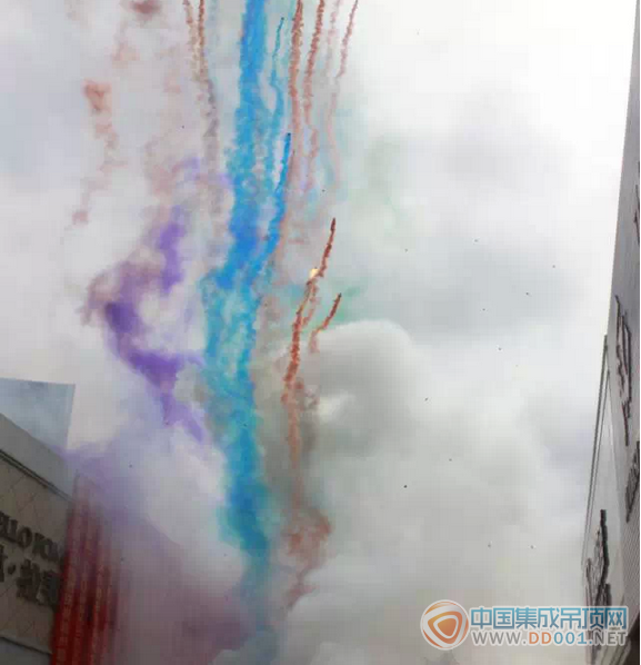 奧華生態(tài)集成吊頂贛州旗艦店開業(yè)慶典圓滿成功